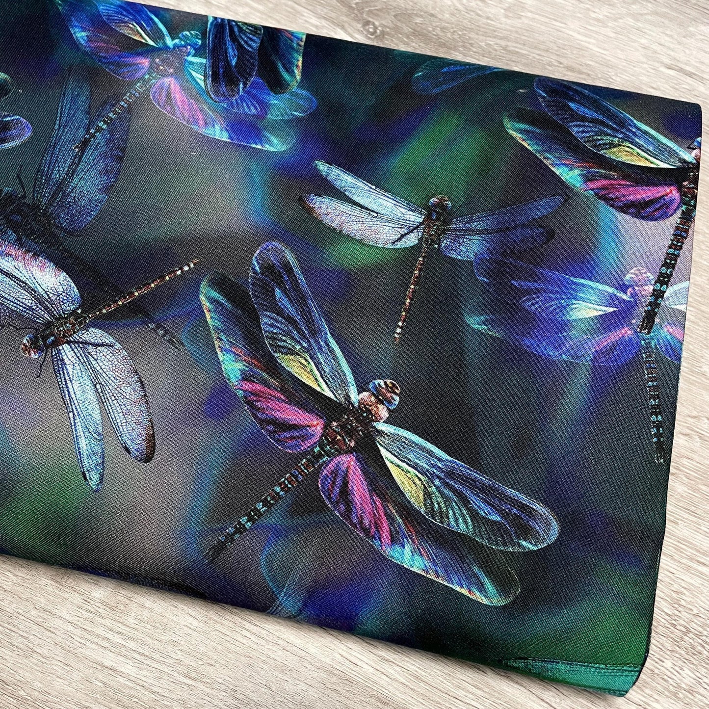 Dragonfly fabric - Garden Bliss by Hoffman