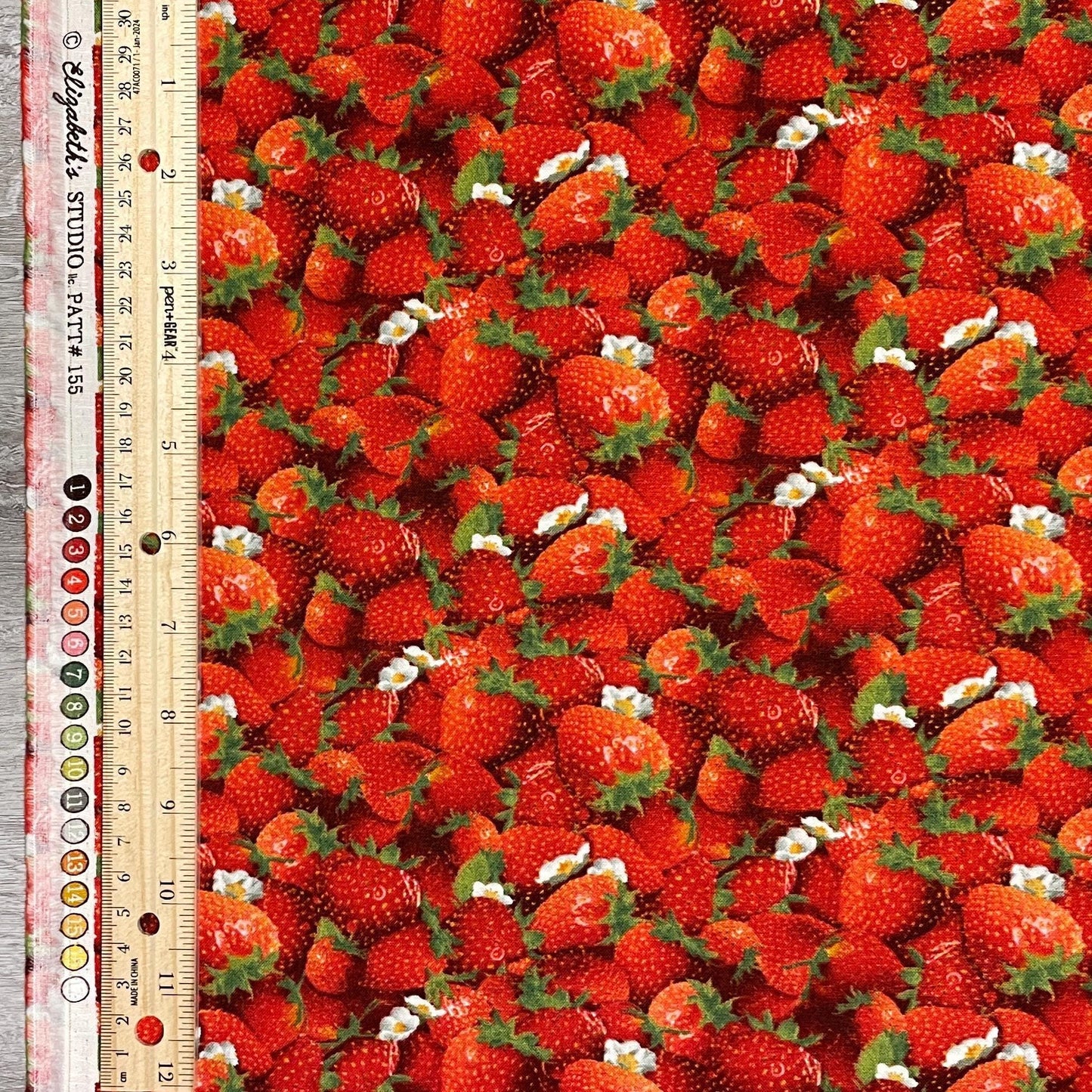 Strawberry Fabric - 100% Cotton - Elizabeth's Studio - Berry Good