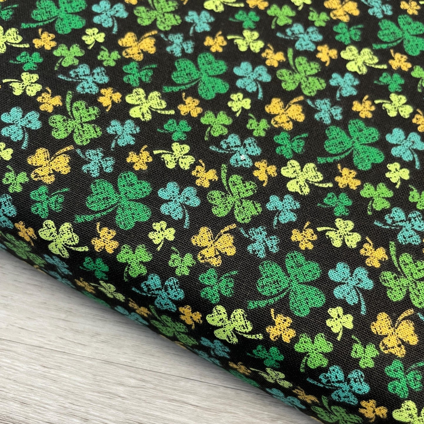 Shamrock fabric - Crosshatch Shamrocks - Small Scale