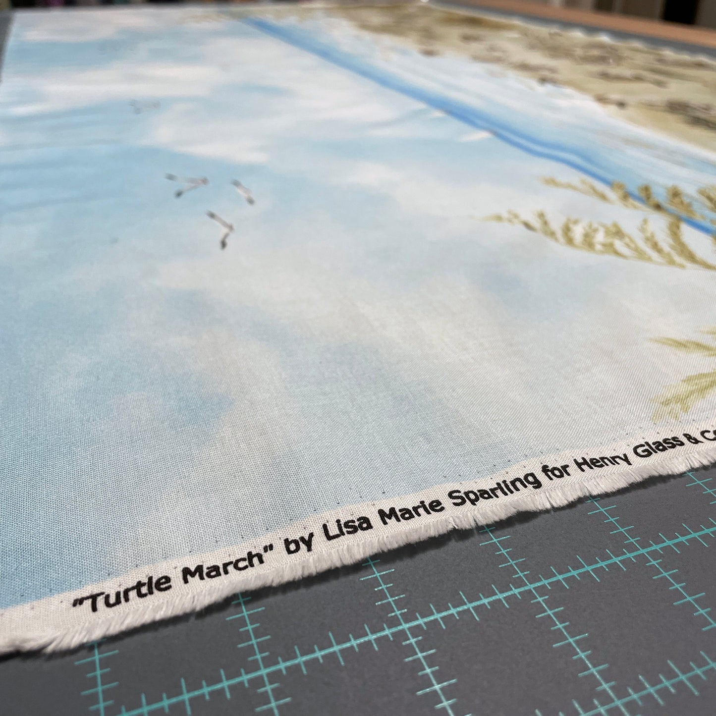Sea Turtle Panel 43" x 24" - Turtle March - Henry Glass - 100% Cotton fabric