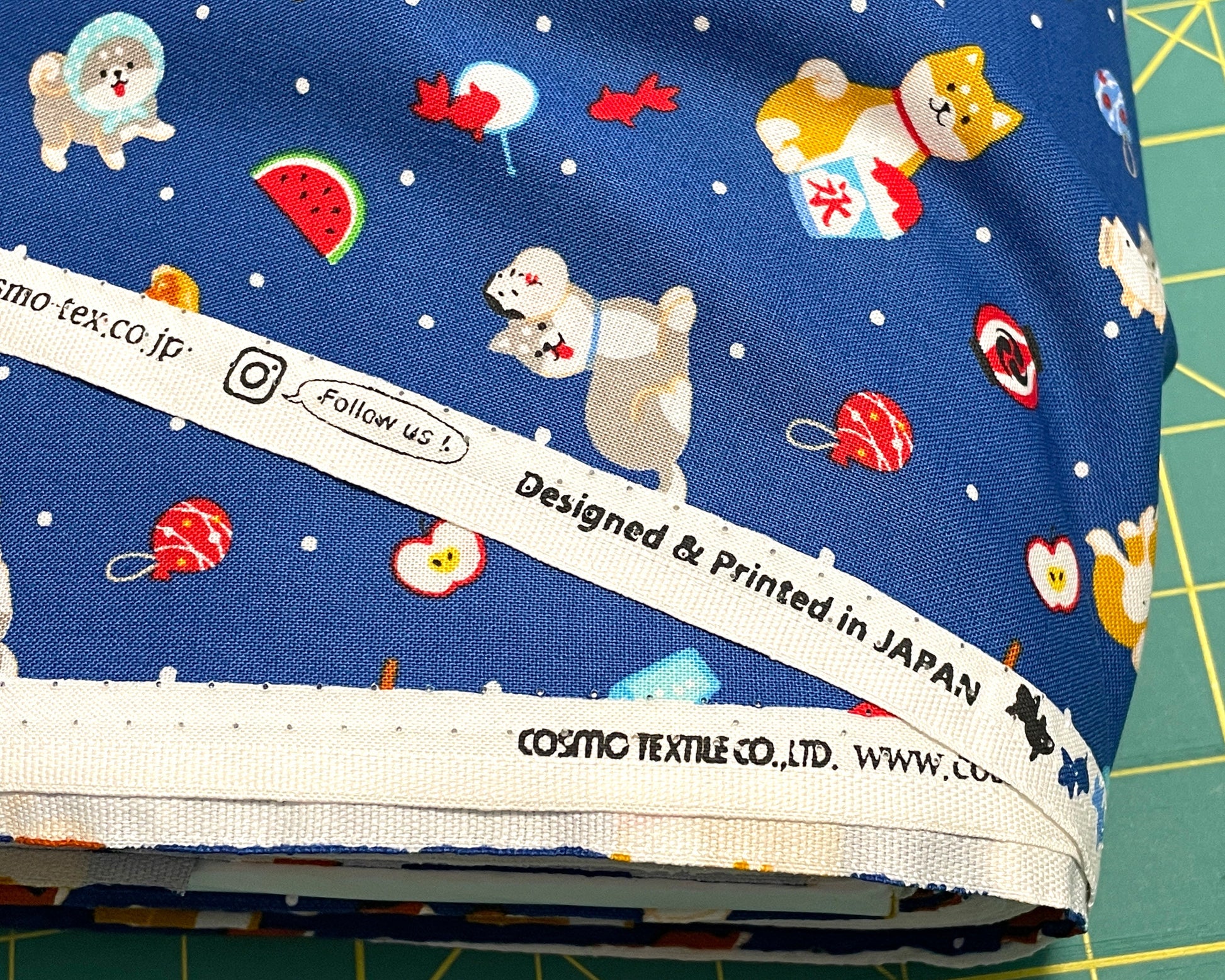 Shiba Inu - Dog Fabric by the yard - Japanese fabric - 100% cotton - By Cosmo - Printed in Japan - Asian theme material - SHIPS NEXT DAY