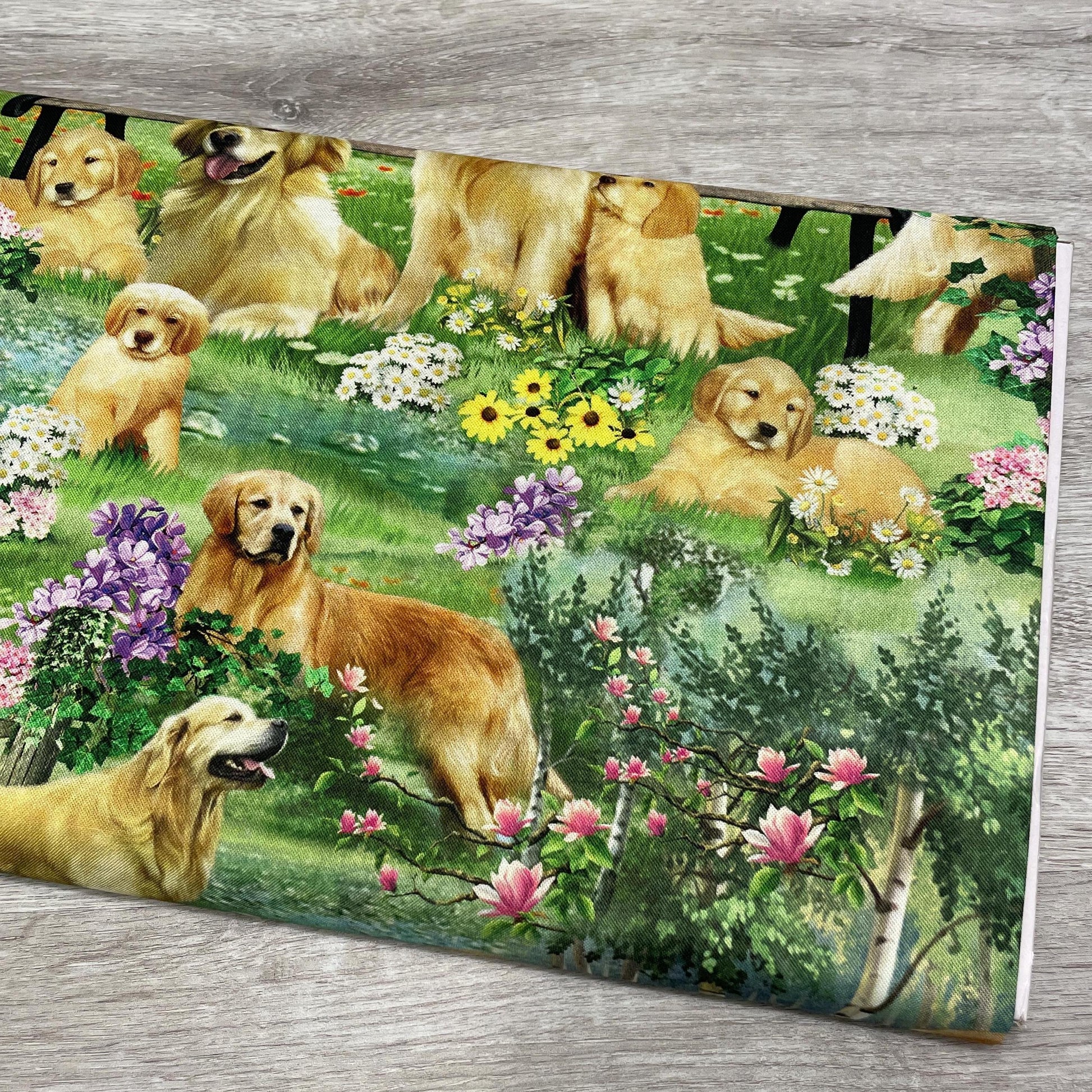 Golden Retriever Park - Timeless Treasures - 100% Cotton Fabric