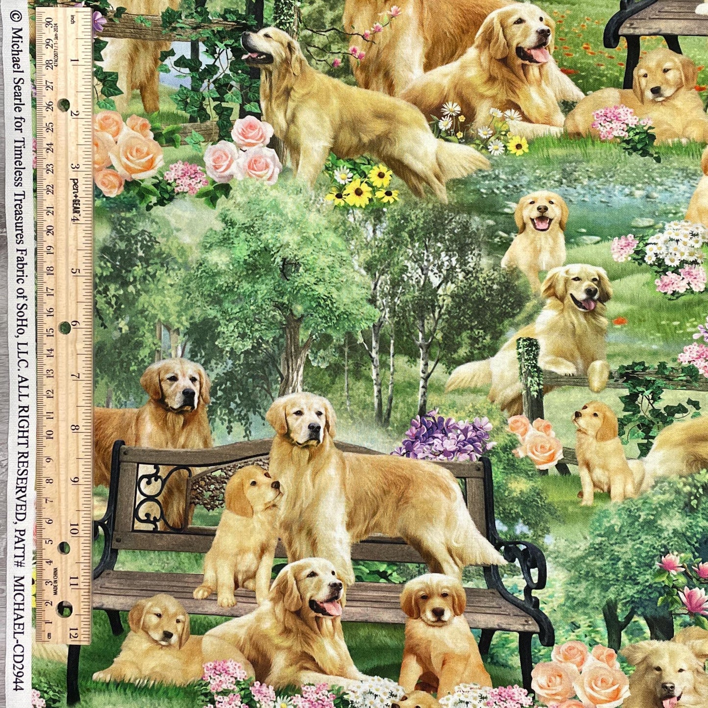 Golden Retriever Park - Timeless Treasures - 100% Cotton Fabric