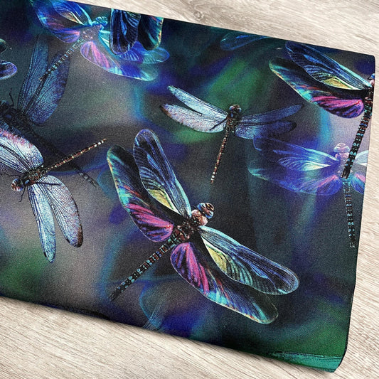 Dragonfly fabric - Garden Bliss by Hoffman