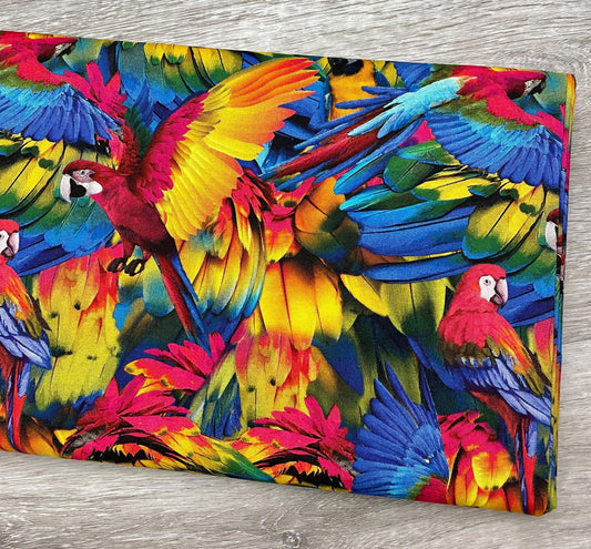 Macaw Parrot Bird fabric - 10483 Feathers - 100% Cotton