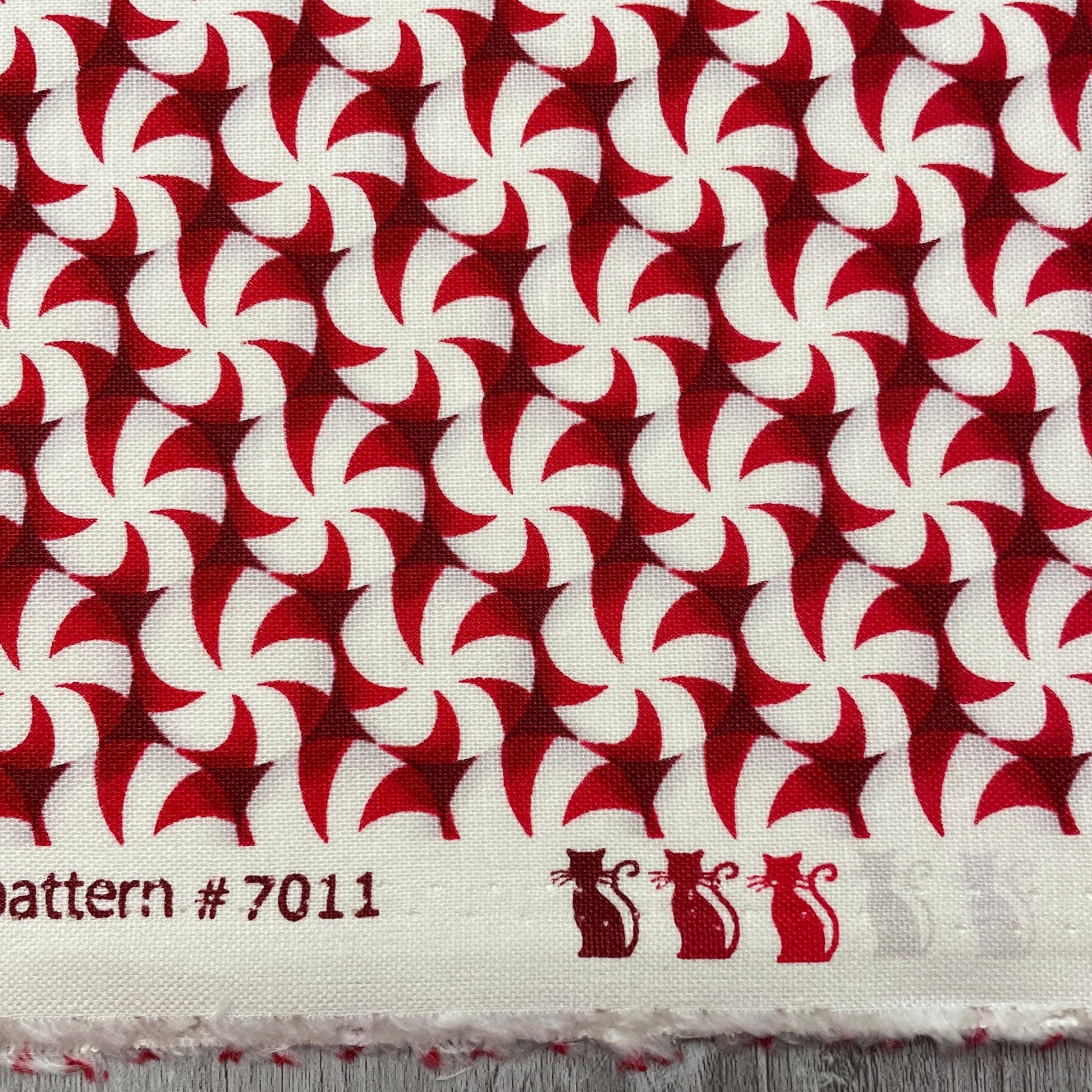 Christmas fabric - Starlight Mint Candy - Furry and Bright