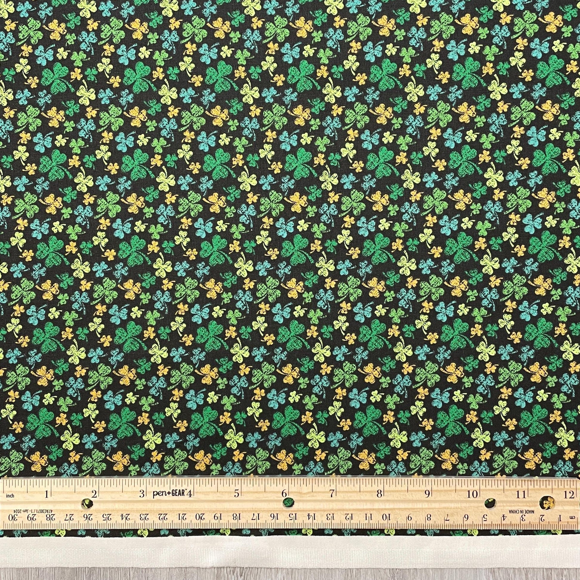 Shamrock fabric - Crosshatch Shamrocks - Small Scale