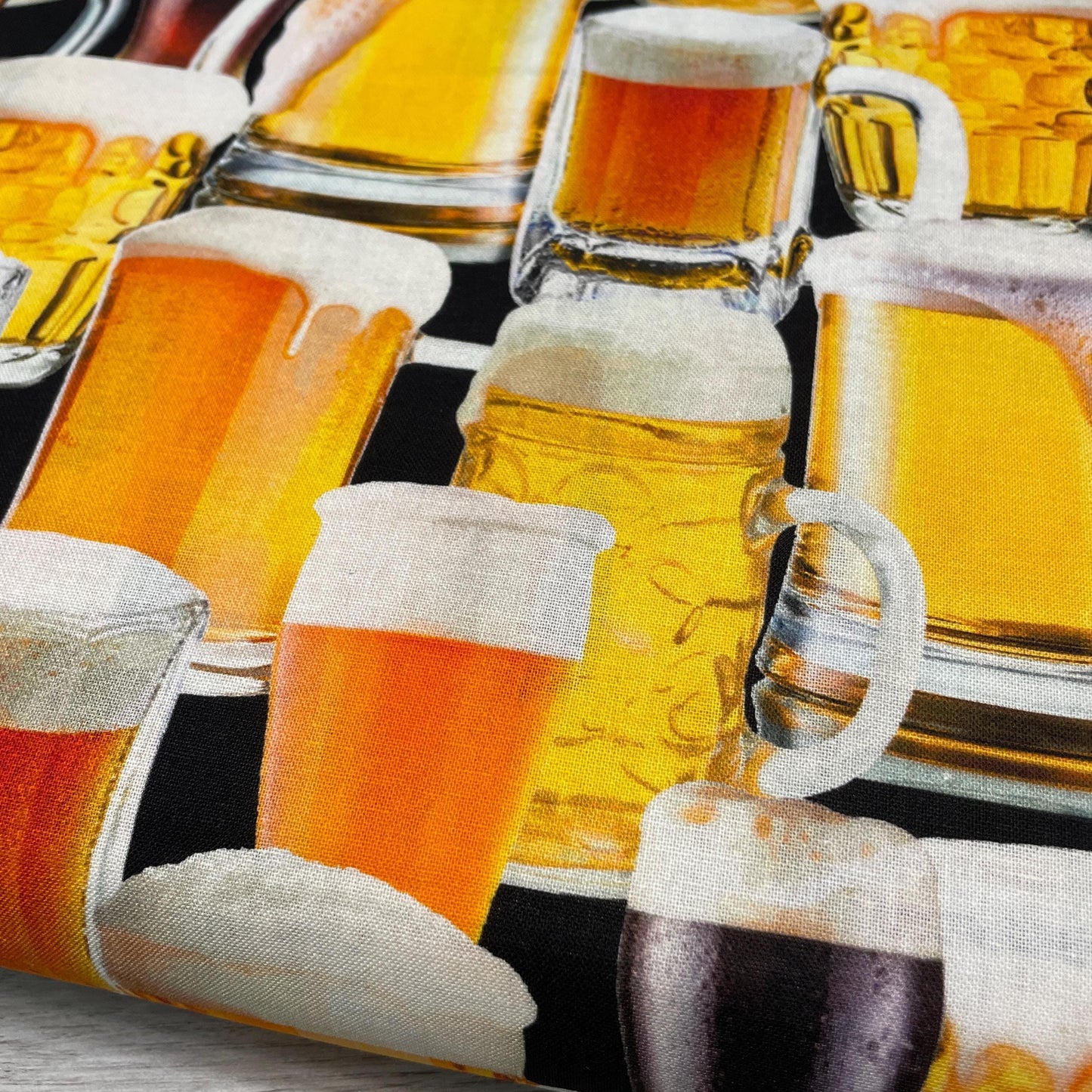 Beer Glasses Fabric - Benartex Ale House collection - 100% Cotton