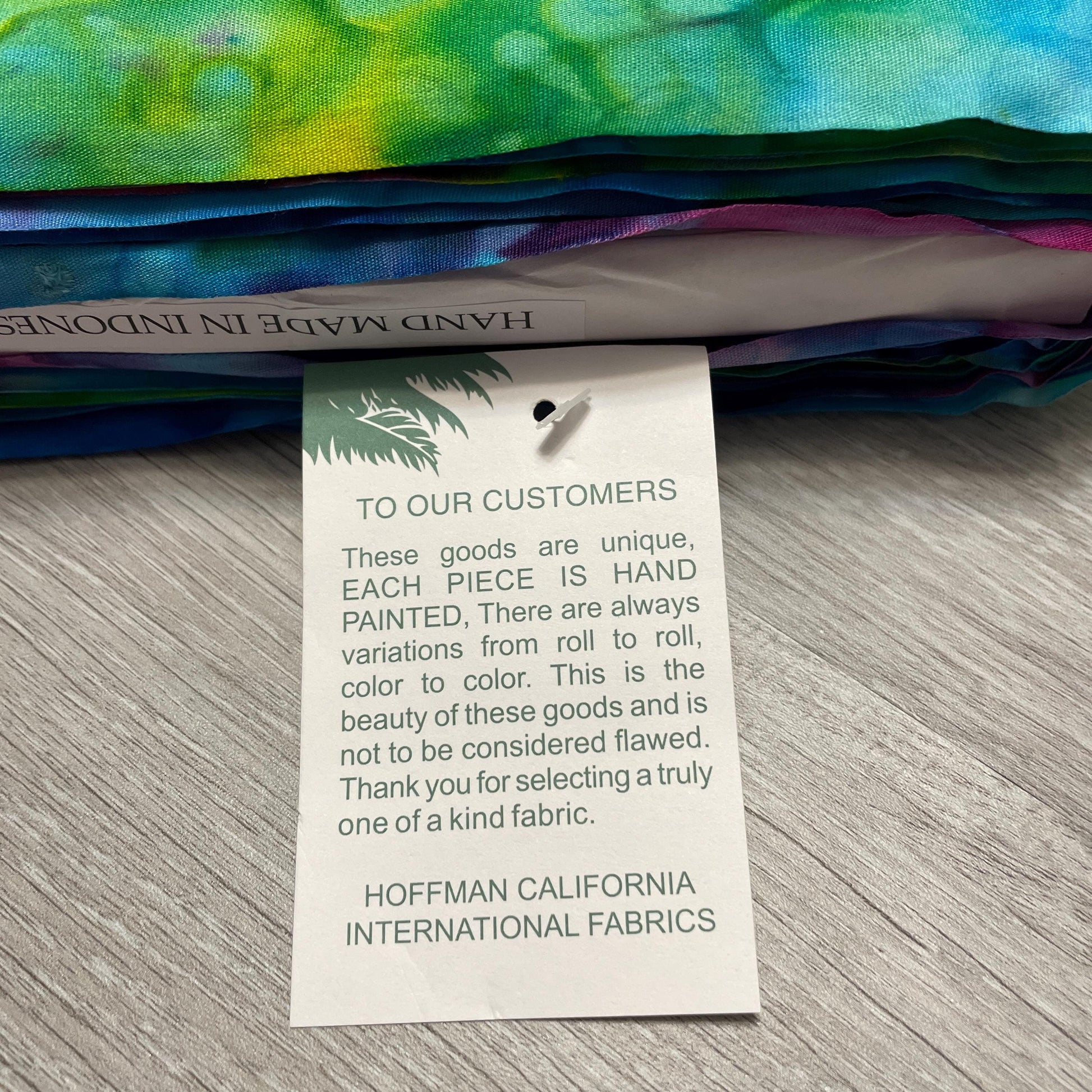 Hoffman Bali Batik Fabric - 839-181 Rainbow - 100% Cotton - 839 Mottles - Tie Dye look