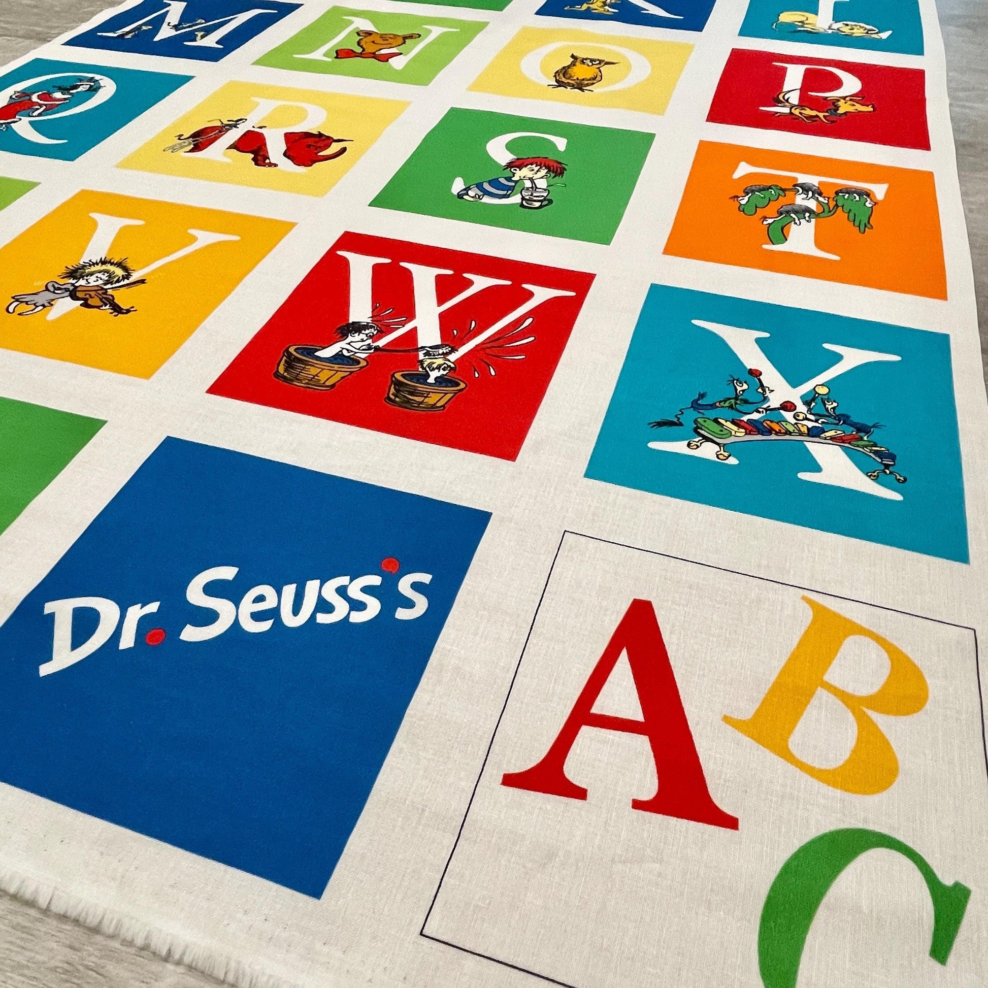 Dr. Seuss ABC Panel - 24" x 44" - Robert Kaufman - 100% cotton fabric