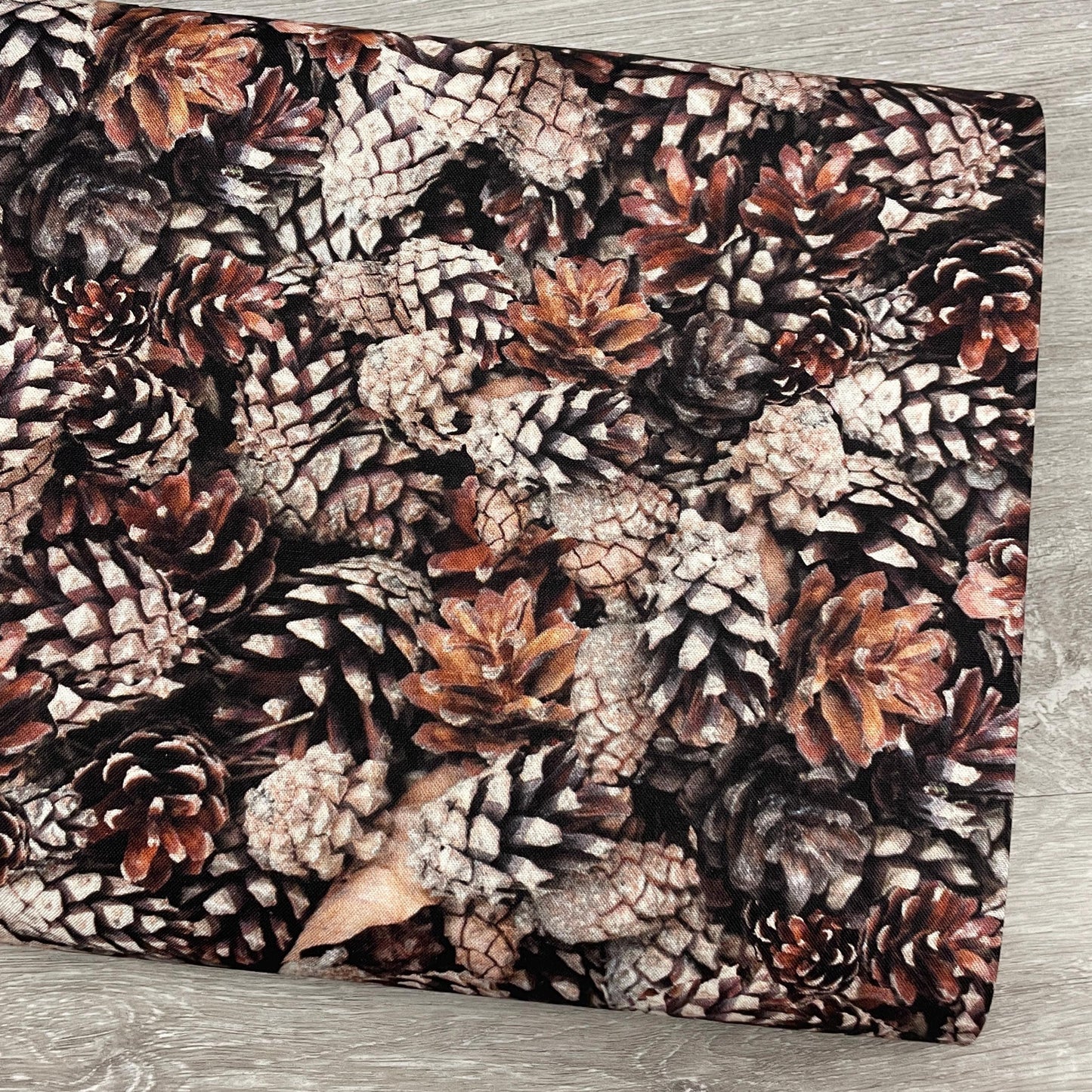 Pine cone fabric - Tree Farm Collection