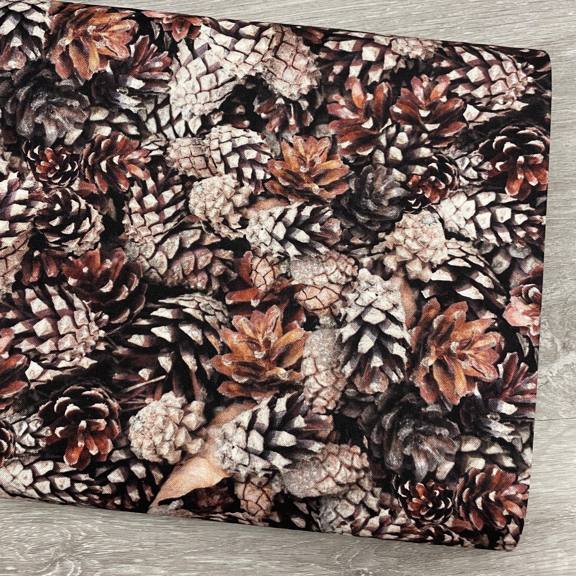 Pine cone fabric - Tree Farm Collection