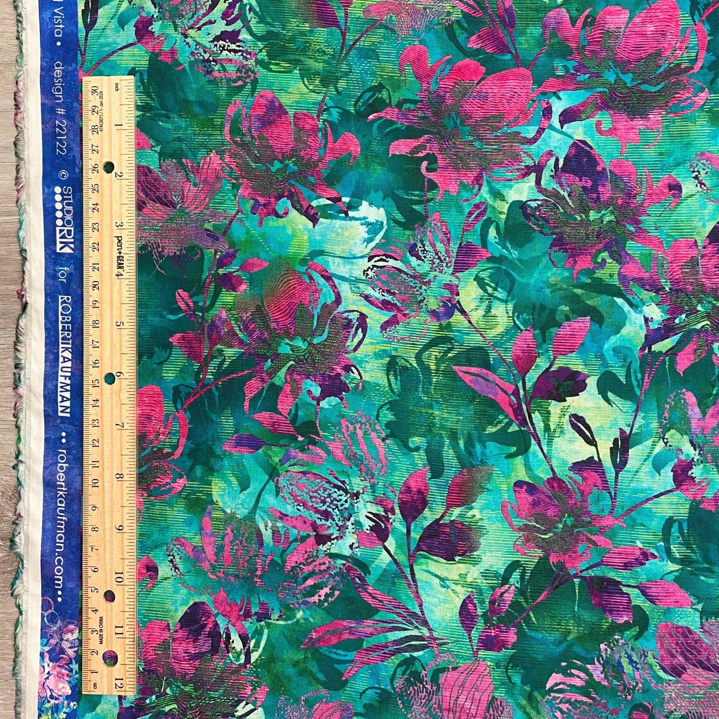 Orchid Fabric - SRKD-22122-30 FERN - Robert Kaufman