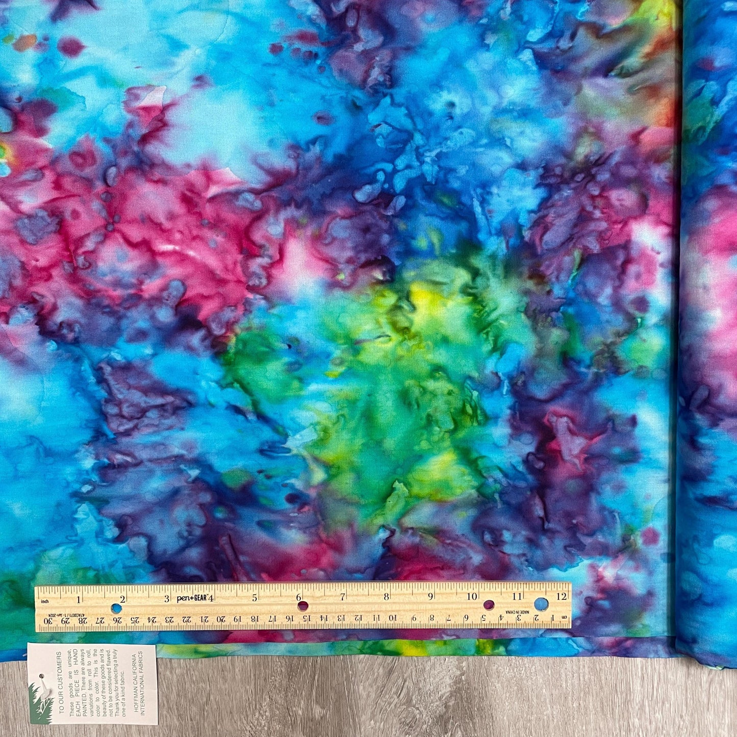 Hoffman Bali Batik Fabric - 839-181 Rainbow - 100% Cotton - 839 Mottles - Tie Dye look