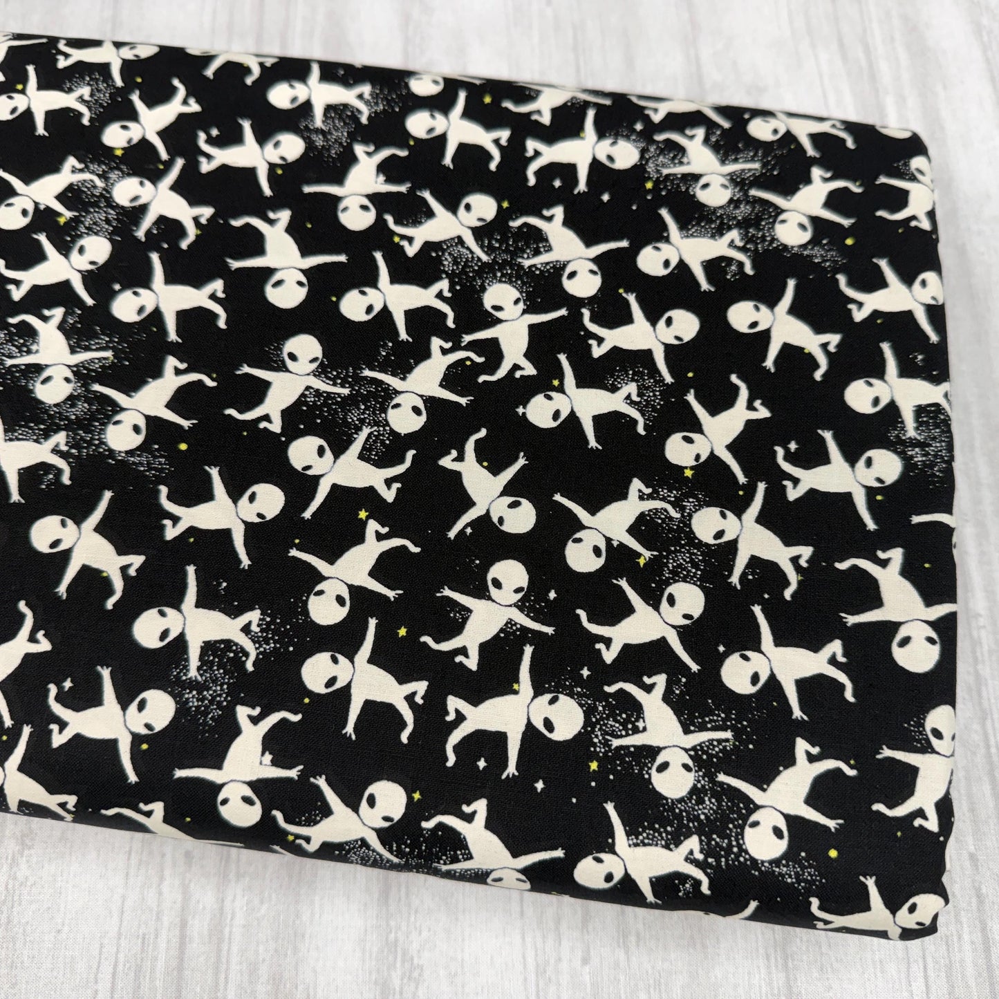 Space Alien Fabric - GLOW in the DARK - 100% Cotton - CG1164