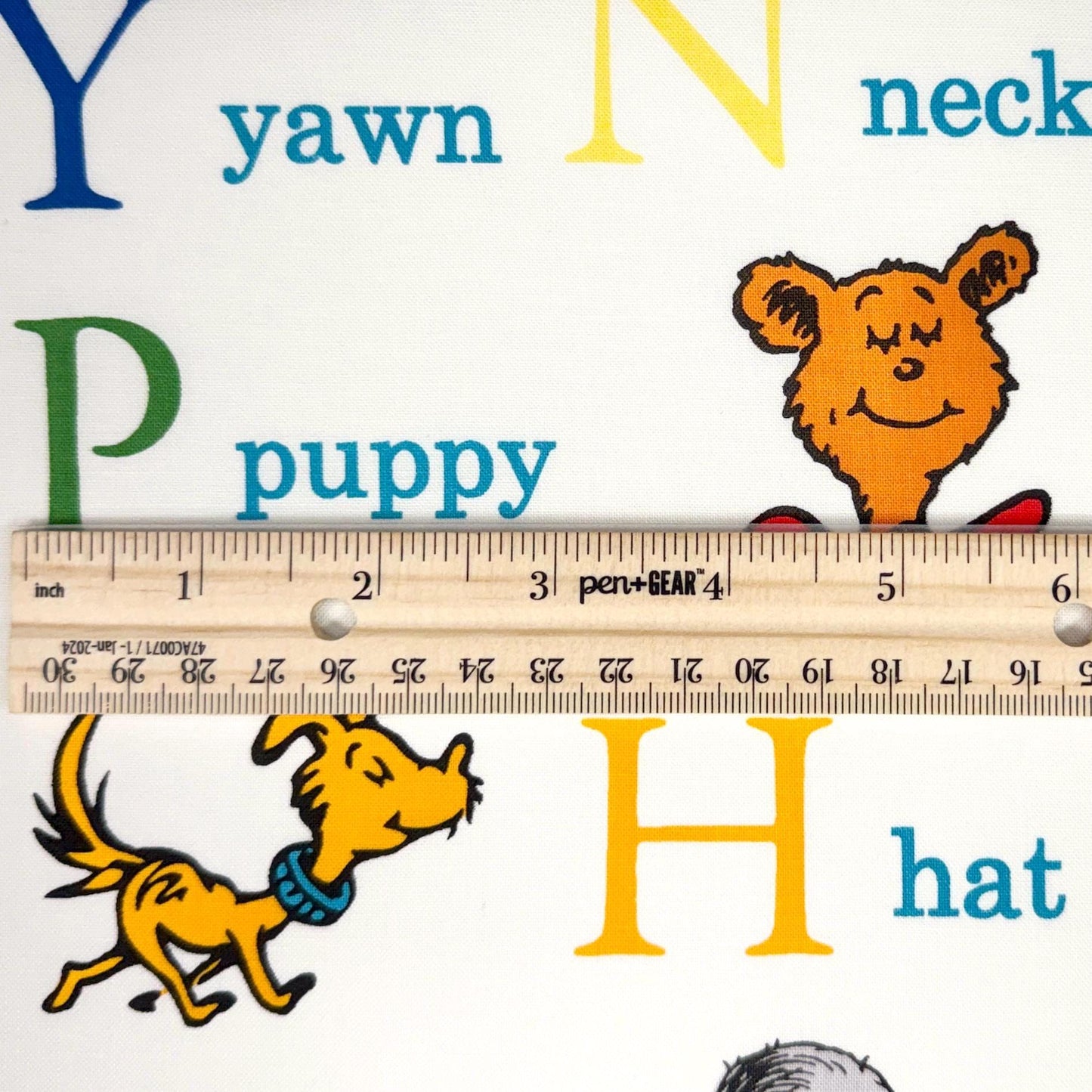 Dr. Seuss ABC Fabric - Robert Kaufman - 100% cotton - ADE-14692-267