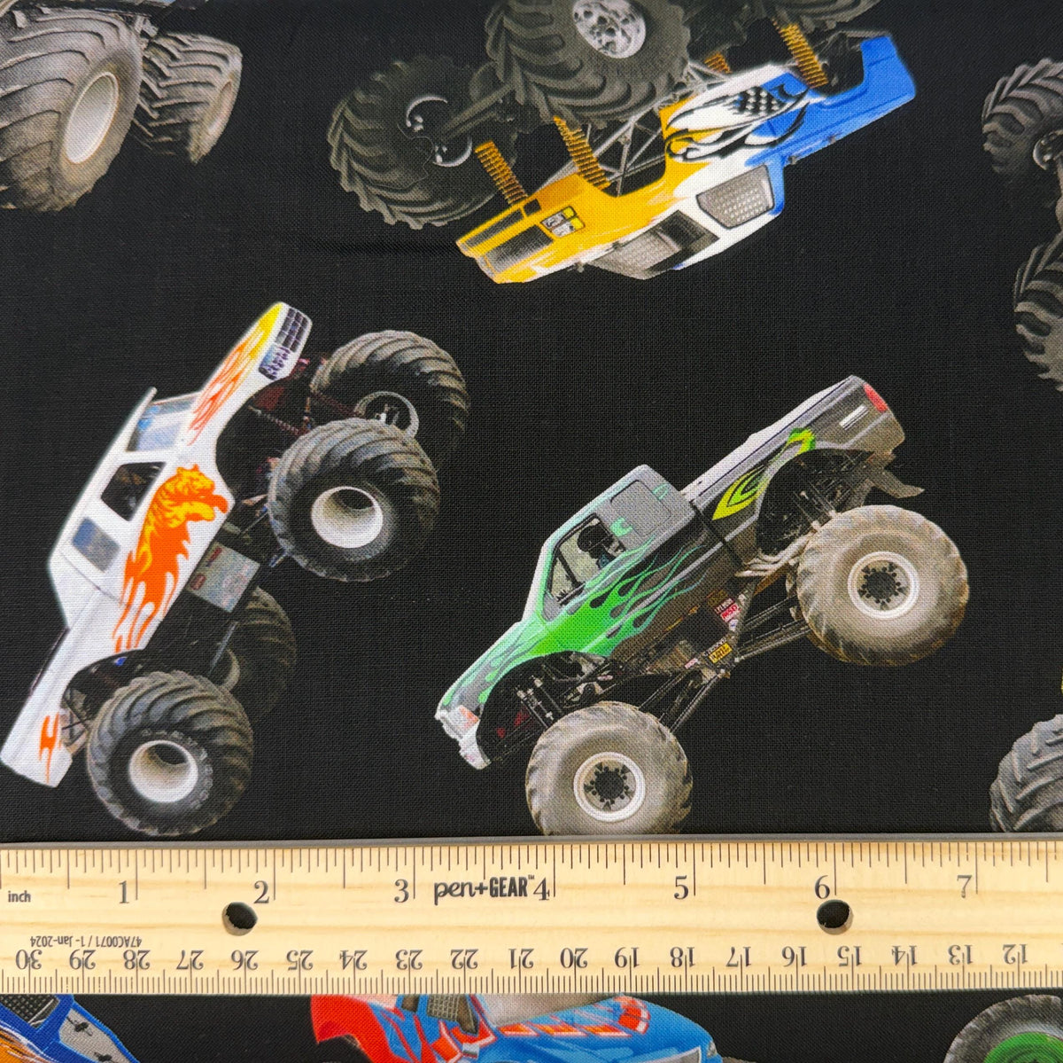 Monster Truck Fabric - Elizabeth's Studio - 100% cotton - In Motion 396 Black