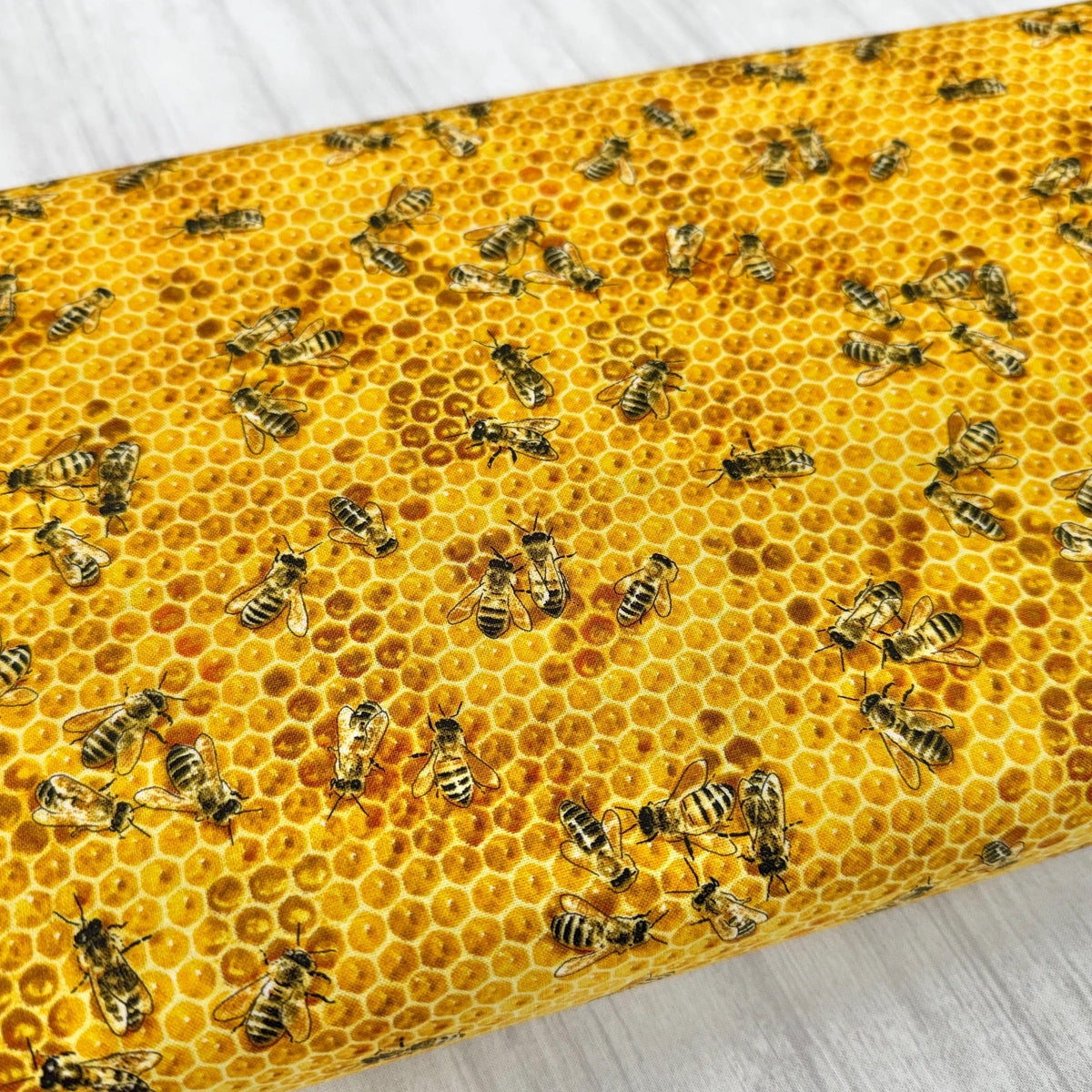 Honey Bee Fabric - Elizabeth's Studio - 100% Cotton - 510Honey
