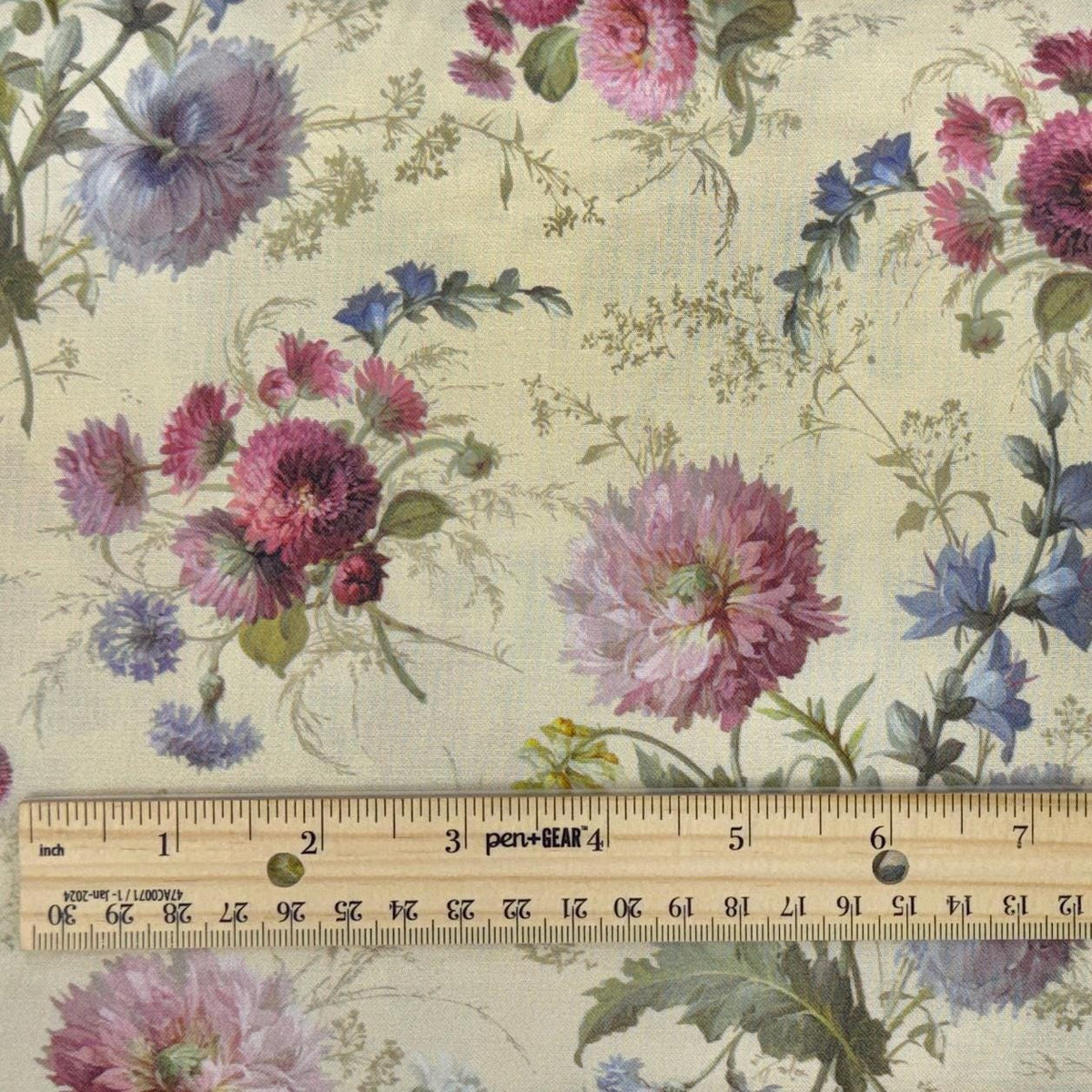 Wild Garden - Wild Flowers Collection by the Smithsonian Institute - 100% Cotton - Marcus Fabrics - R651624D Cream