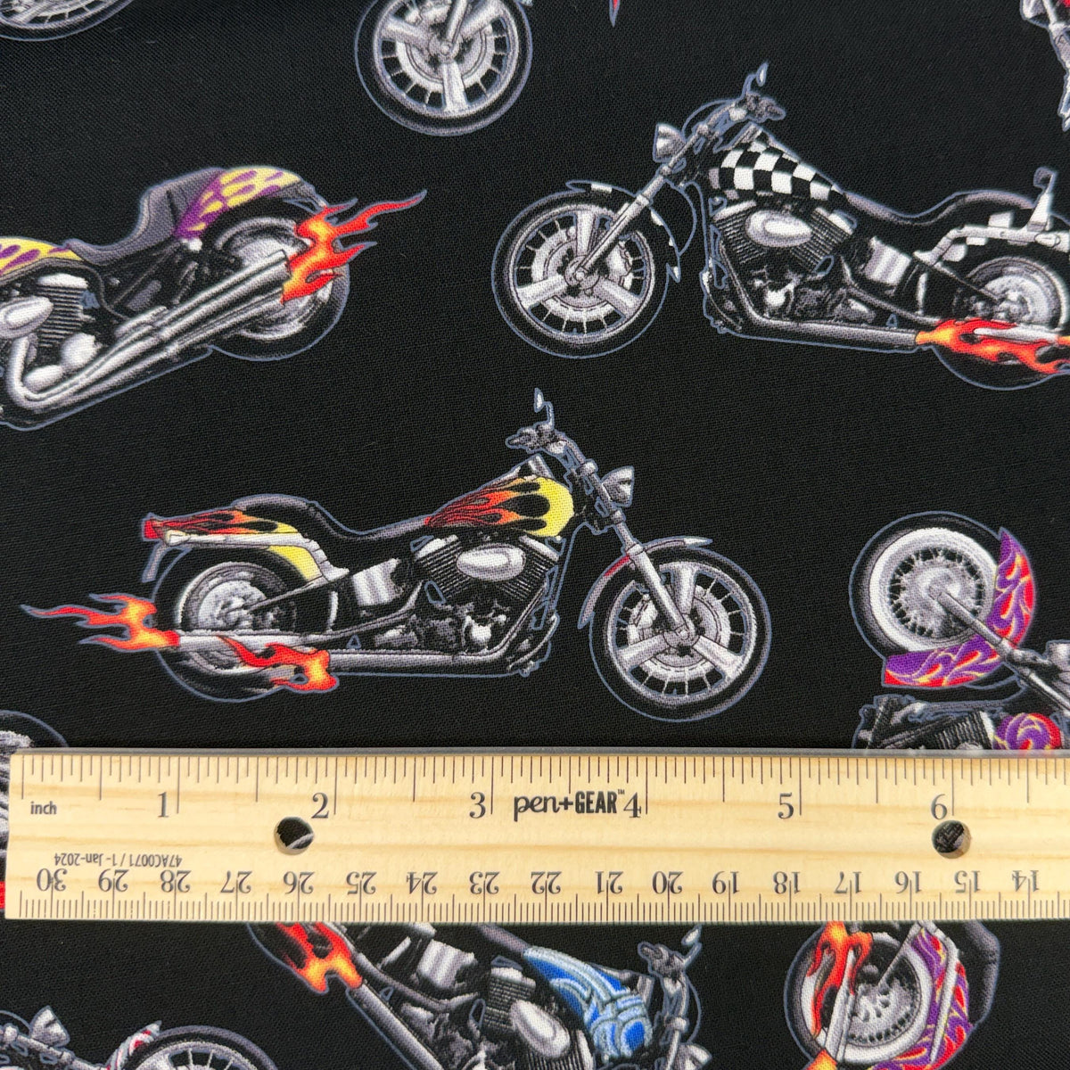 Motorcycle Fabric - Elizabeth's Studio - 100% cotton - In Motion 281 Black