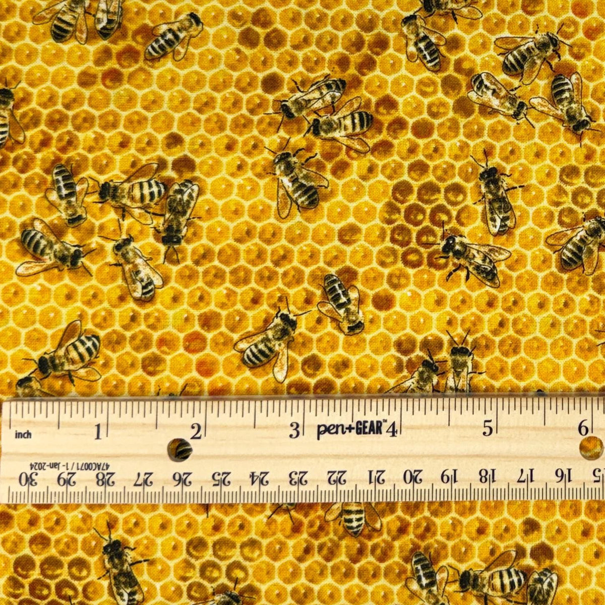 Honey Bee Fabric - Elizabeth's Studio - 100% Cotton - 510Honey