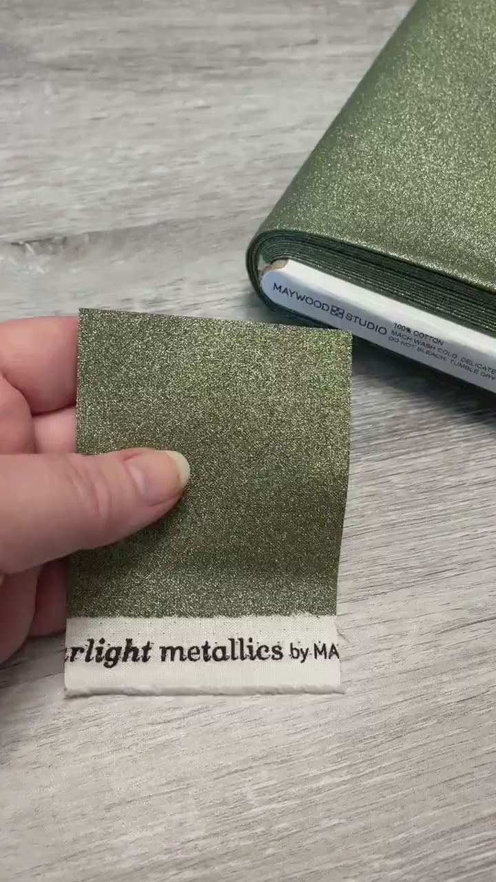 Starlight Metallics - Emerald Green - Quilting Cotton - Maywood Studio - MASM1000-G