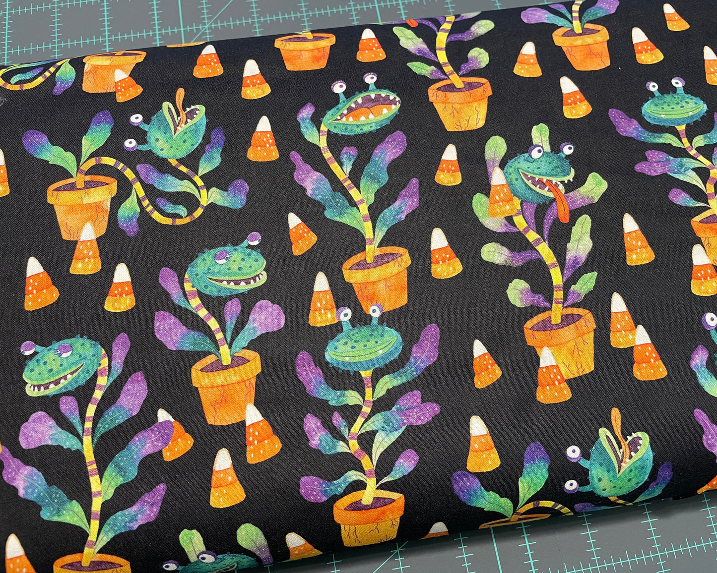 Plant Monsters - 100% Cotton Quilting Fabric - Little Shop of Horrors plant Audrey II Venus Fly Trap Halloween material - Ships NEXT DAY