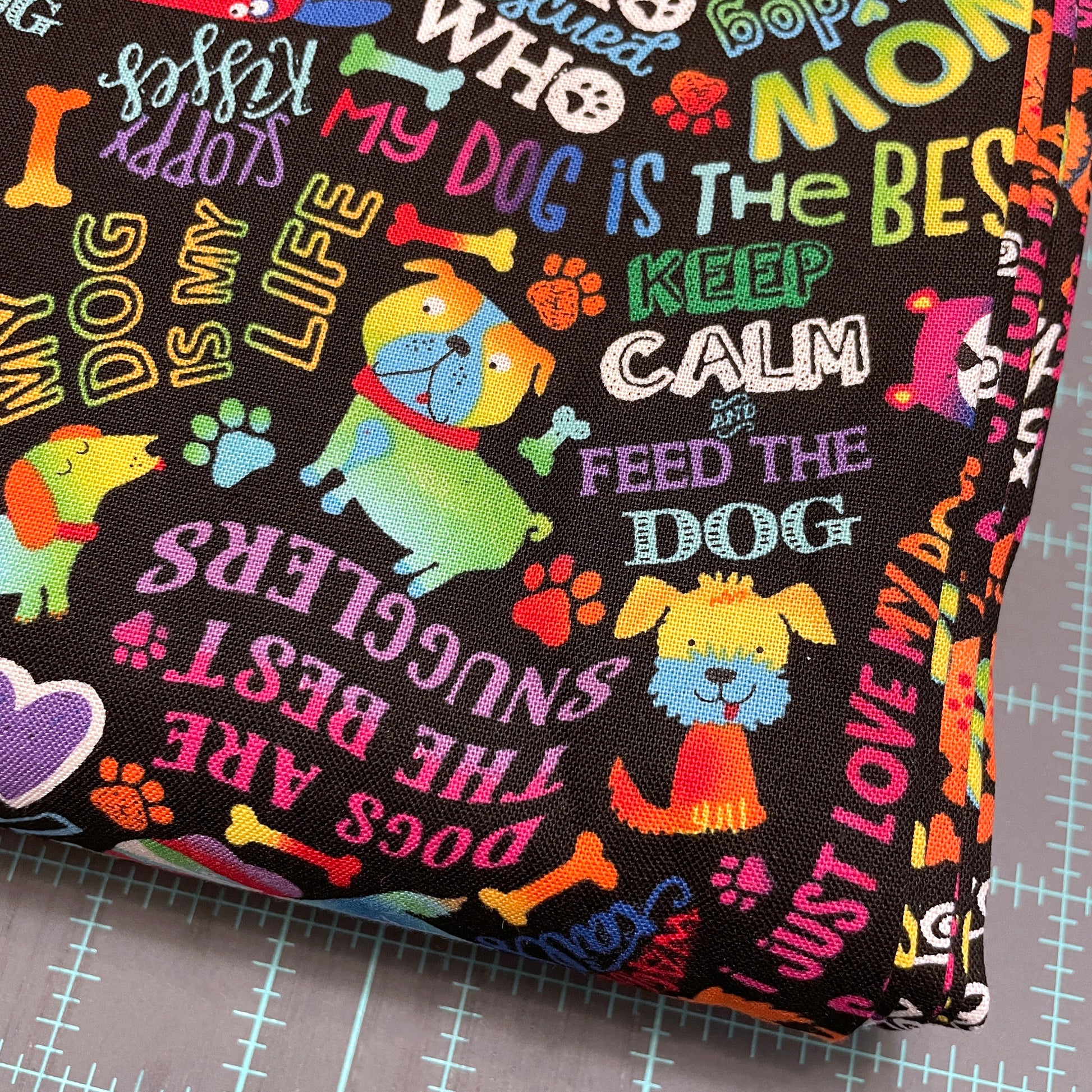 Dog Fabric by the yard - My Dog Is the Best - 100% Cotton - Multicolor material